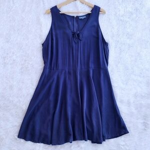 Modcloth‎ Marketing My Words Sleeveless Bow Detail Navy Dress